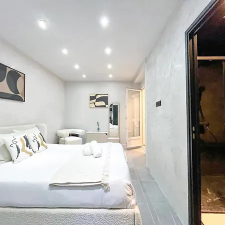 Urban Flat 11 - Wagam Pereire