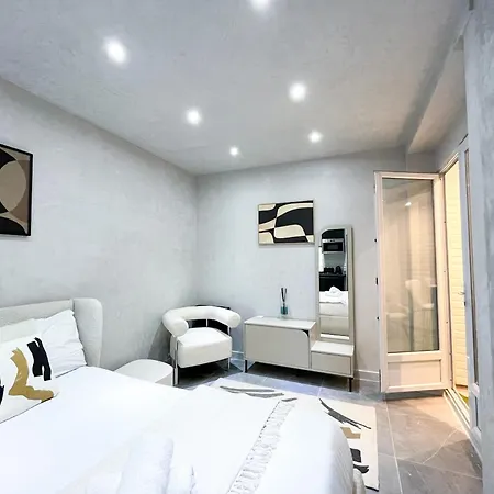 Urban Flat 11 - Wagram Pereire Apartment *