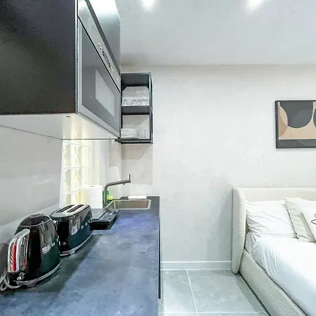 Urban Flat 11 - Wagram Pereire Apartment Paris